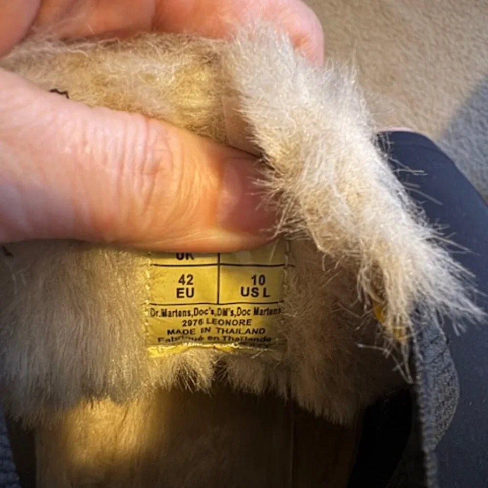 Dr. Martens Leonore 2976 Women's Faux Fur Lined Chelsea Boots, US 10 - Picture 6 of 7